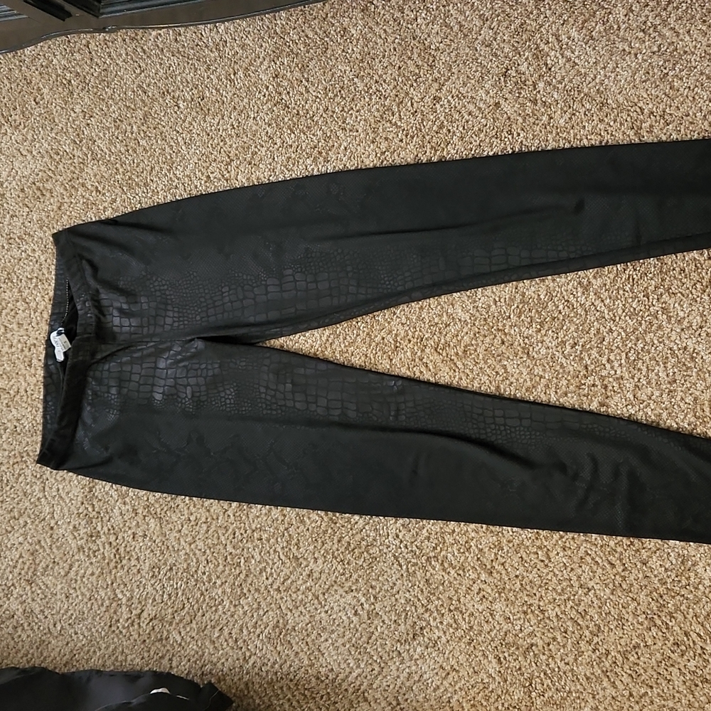BAR lll BLACK LEGGINGS
